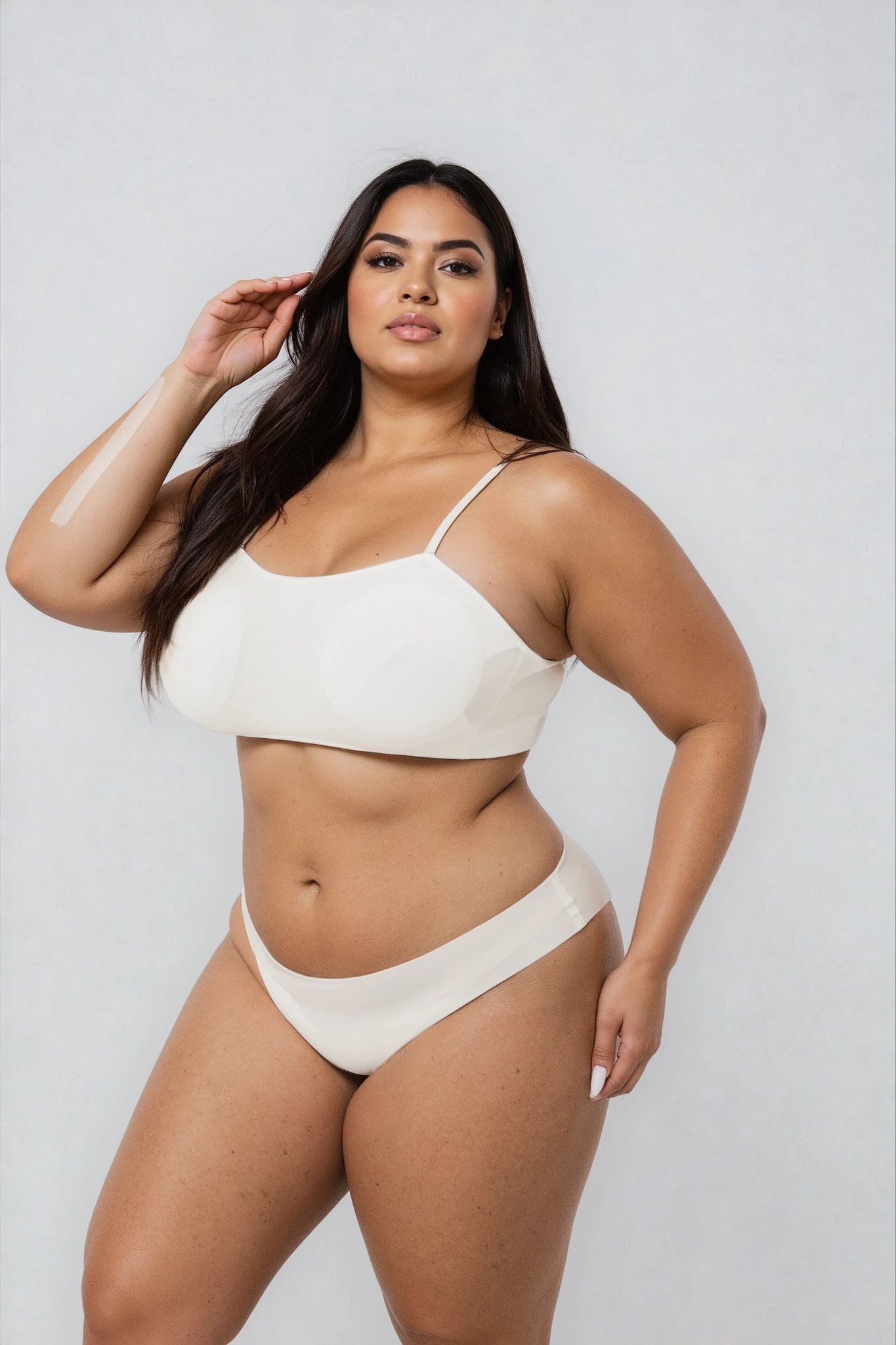 Celeste Seamless Strapless Bra – Convertible, Wireless &amp; Invisible Fit